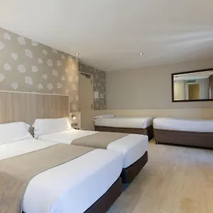 2* מלון Santa Marta